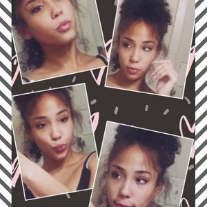 Meet your Posher, Mia